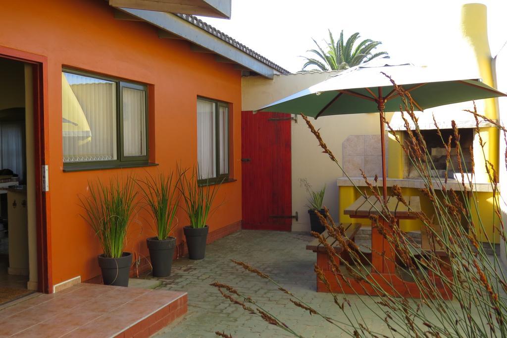 Beach Walk House And Cottage - Self Catering Swakopmund Rum bild