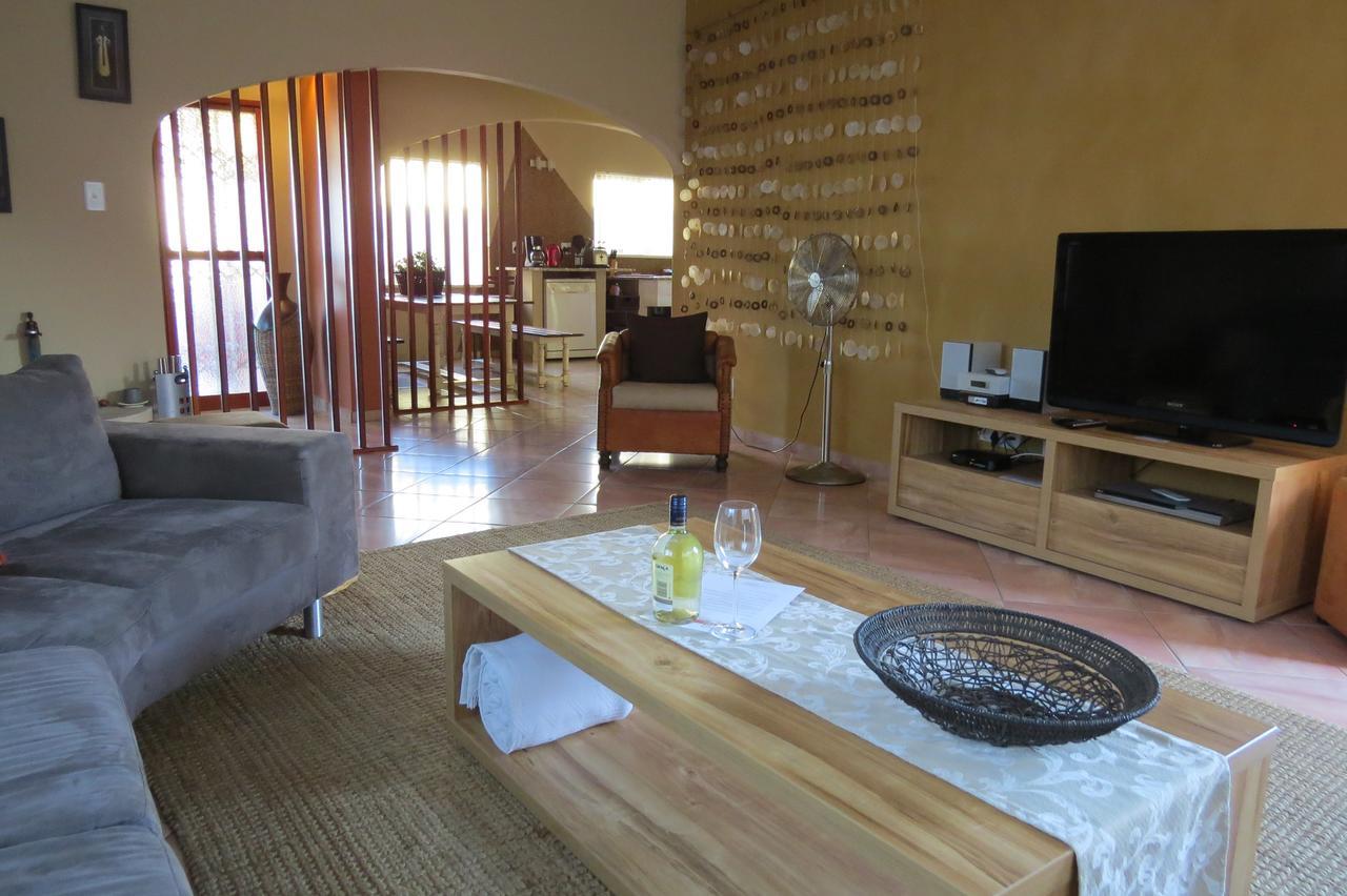 Beach Walk House And Cottage - Self Catering Swakopmund Exteriör bild