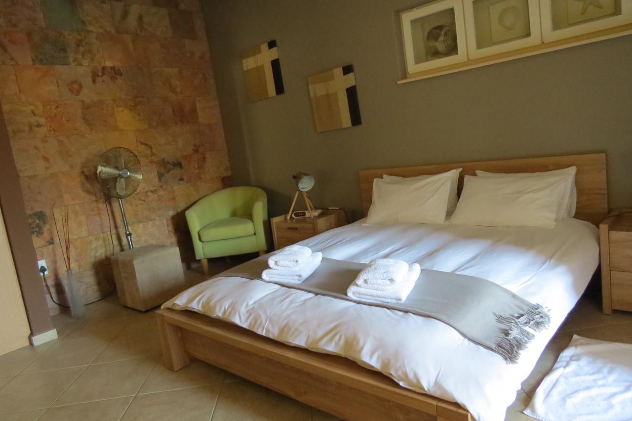 Beach Walk House And Cottage - Self Catering Swakopmund Exteriör bild